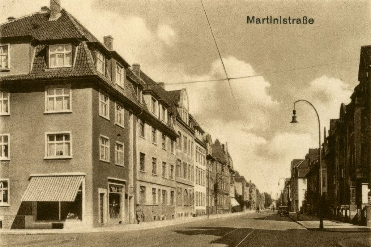 Historische Aufnahme des Wohnhaues in der Martinistraße.
