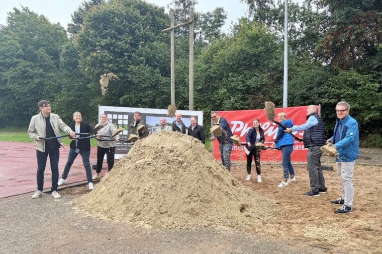Spatenstich für die neue Sporthalle in Bissendorf in TV Bissendorf-Holte