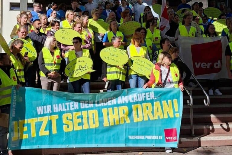 Protest an der Schüchtermann-Klinik. / Foto: Verdi in Bad Rothenfelde