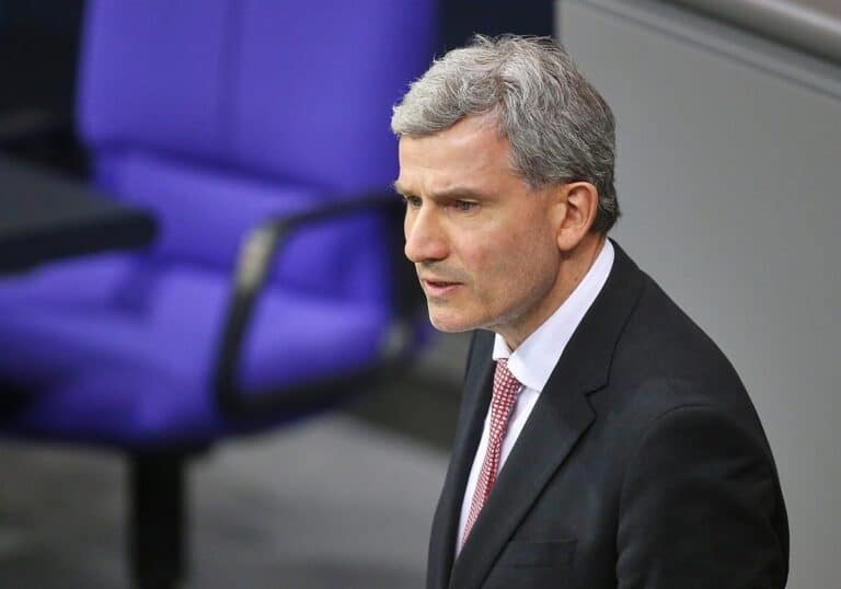 Metin Hakverdi