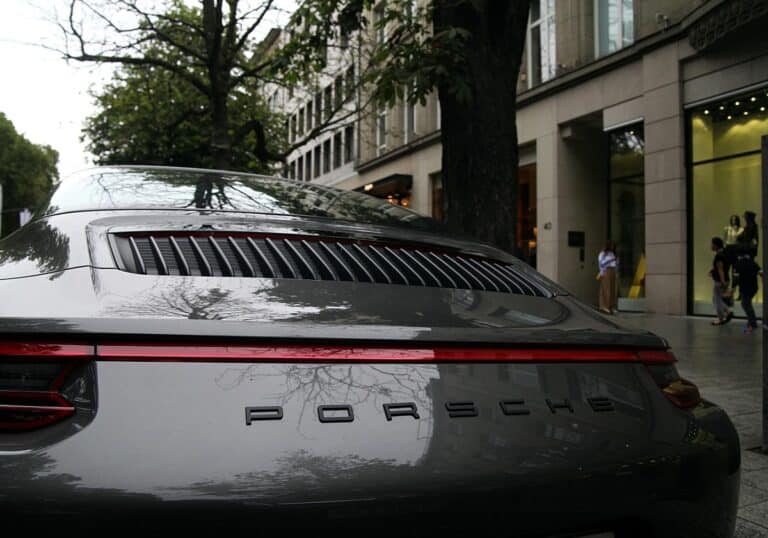 Porsche in