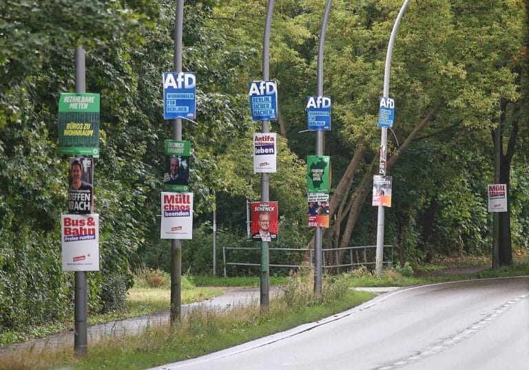 Wahlplakate (Archiv)