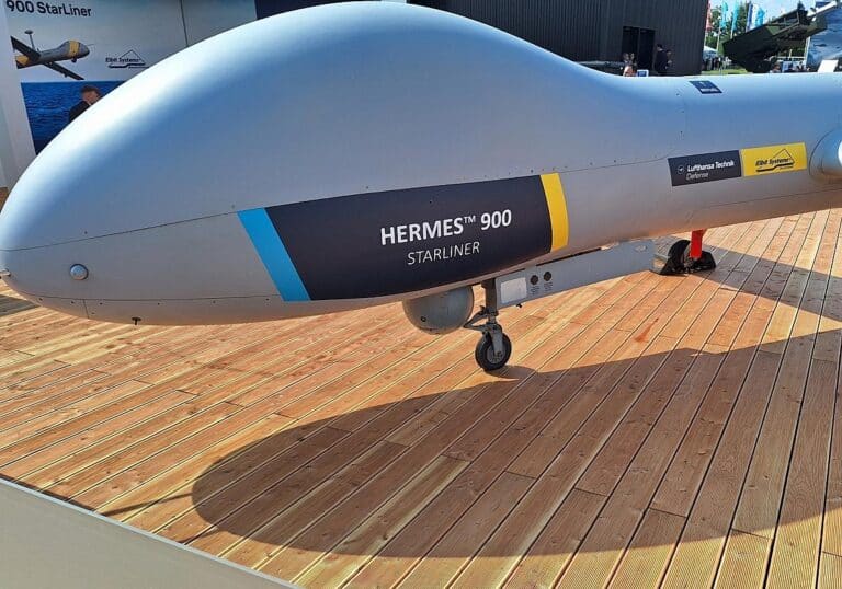 Hermes 900