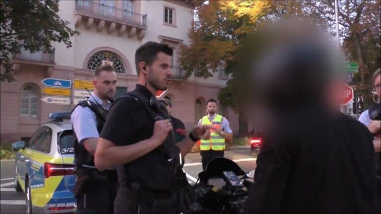 Karlsruhe: Polizei kontrolliert Tuning- und Poserszene