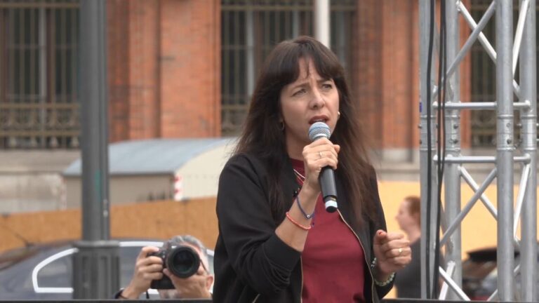 Berlin-Wahl: Linke und CDU im Kopf-an-Kopf-Rennen