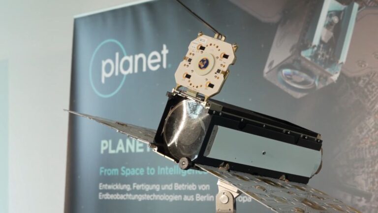 Planet Labs baut erste Satellitenfabrik in Berlin
