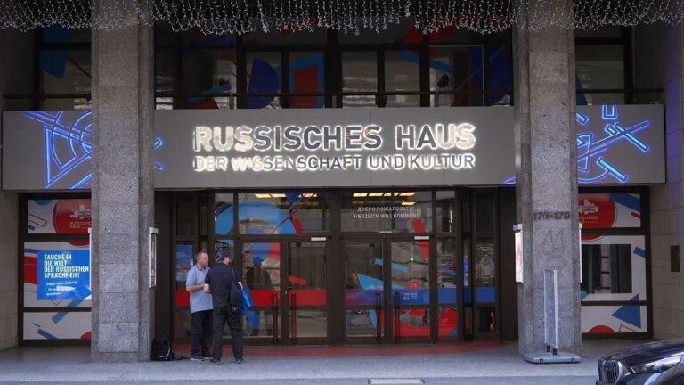 Russisches Haus in Berlin: Vertrag gekündigt nach Drohnen-Vorfall