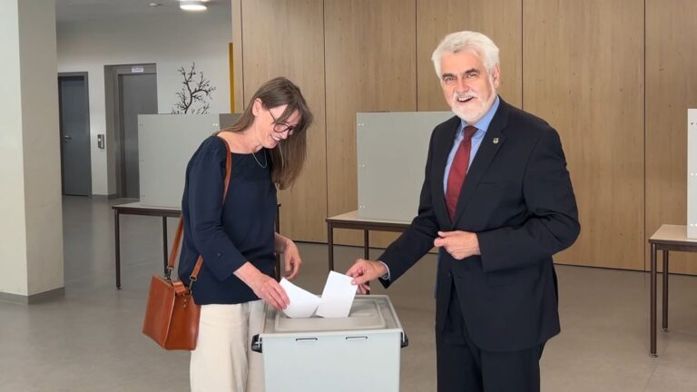 Landtagswahl Sachsen-Anhalt: Hohe Wahlbeteiligung und AfD vorne