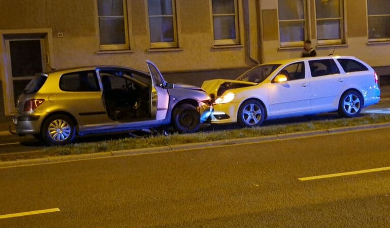 Unfall mit Geisterfahrer auf der Martinistraße in Weststadt