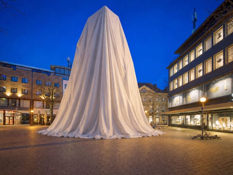 Wie wird die 27m hohe Weihnachtspyramide auf dem Nikolaiort aussehen? in Innenstadt