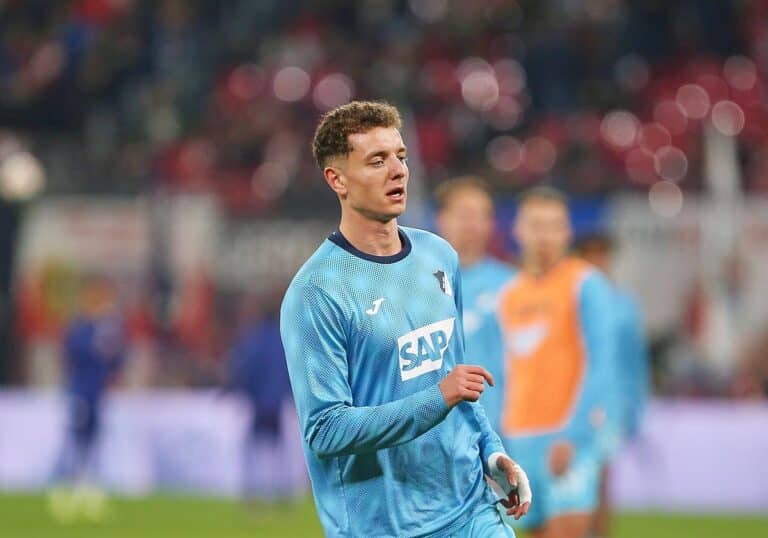 Fisnik Asllani