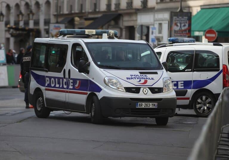 Französisches Polizeiauto