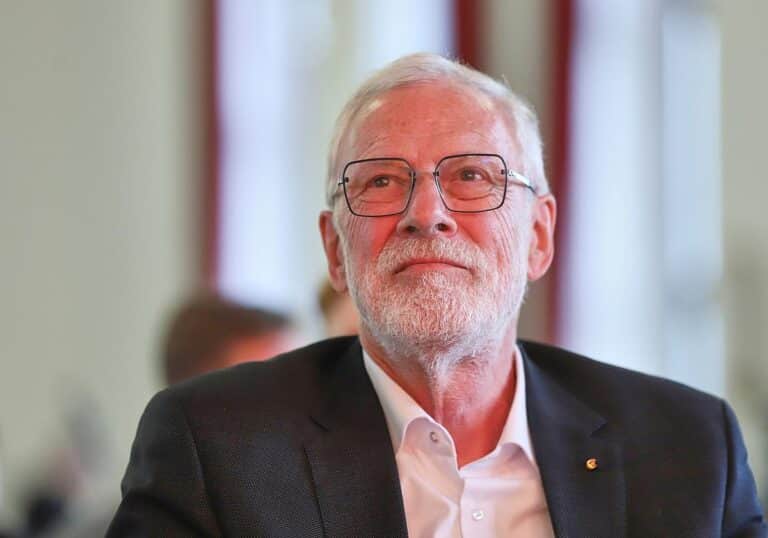 Rainer Robra