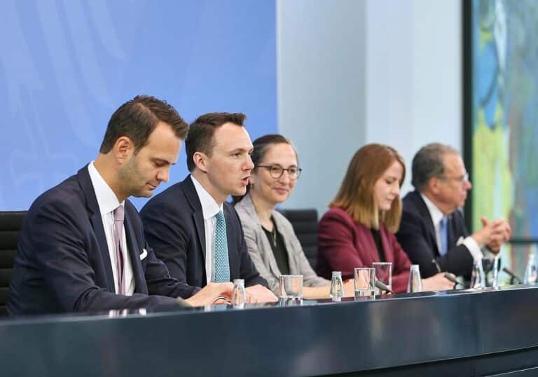 Vorstellung Abschlussbericht
