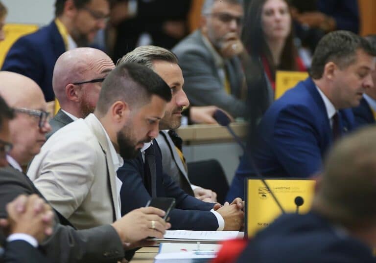 Konstituierende Sitzung