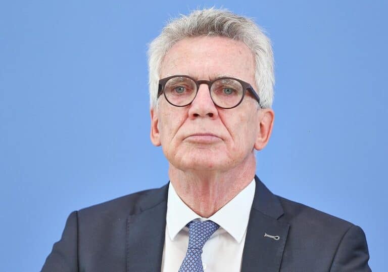 Thomas de