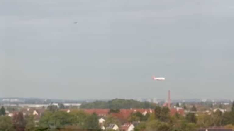 Flughafen Nürnberg nach Luftnotfall gesperrt