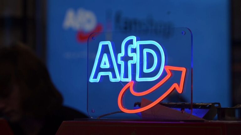 AfD bleibt in Umfragen stärkste Kraft