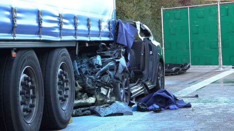 A4 Richtung Köln gesperrt – eine Person schwer verletzt