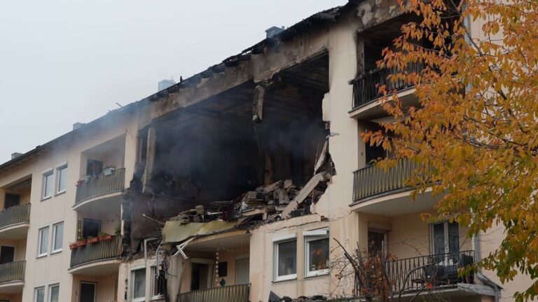 Gasexplosion in Regensburg: Zwei Vermisste, vier Verletzte