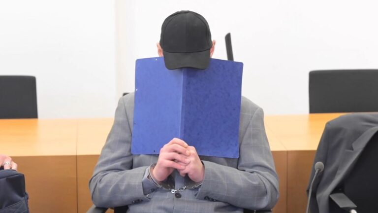Prozess um Dreifachmord in Zwiesel begonnen