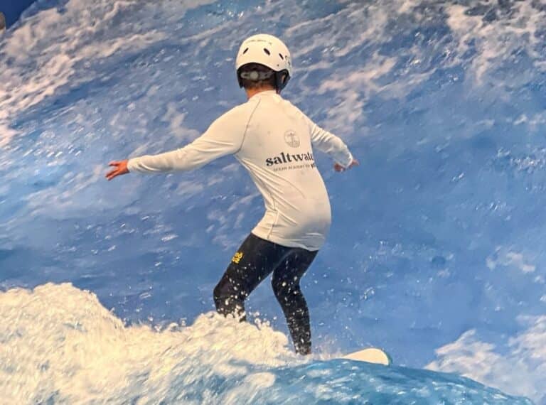 Surfen auf der Hasewelle in Innenstadt