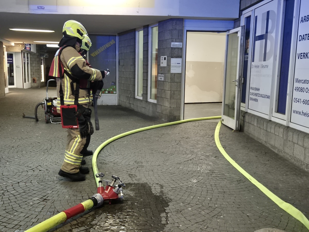 Über ein Treppenhaus gelangte die Feuerwehr ins Nikolaizentrum