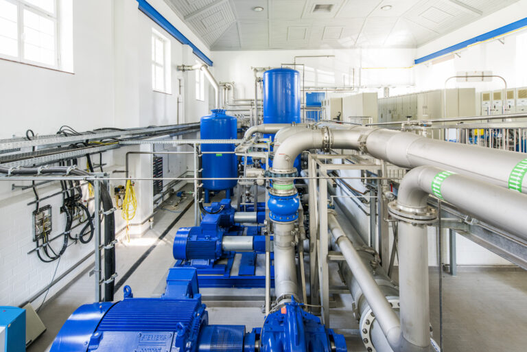 Die Trinkwasseraufbereitung im Wasserwerk Düstrup kann im Rahmen der Stadtwerke-Besucherführungen besichtigt werden
