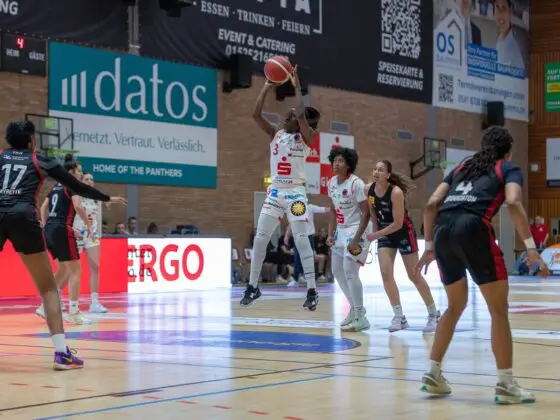 Dramatischer Playoff-Krimi: Panthers scheitern im ersten Spiel knapp an Luchsen