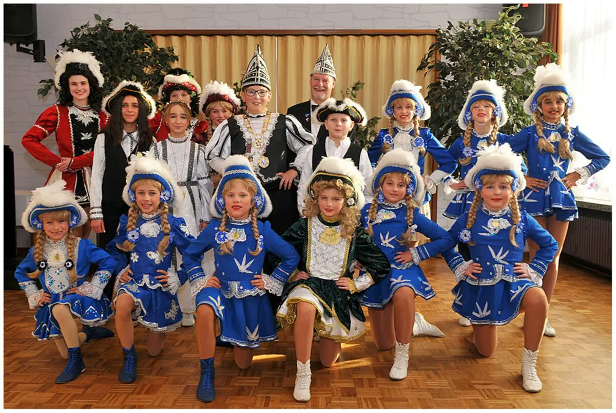 Karnevalssession 2025/2026 eingeläutet: Osnabrück feiert sich warm für die fünfte Jahreszeit Karnevalsbeginn 2025 / Foto: Michael Rateike