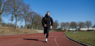 Emir Cenet läuft von Bad Essen nach Paris