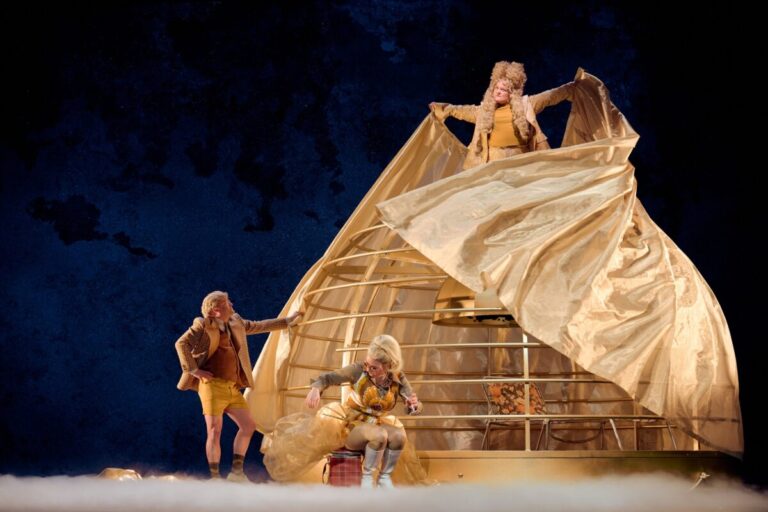 "Sonne / Luft / Asche" am Theater Osnabrück. / Foto: Joseph Ruben
