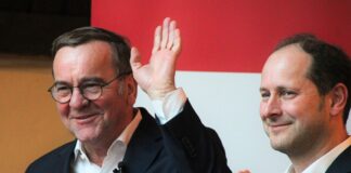 Boris Pistorius und Thomas Vaupel. / Foto: Dominik Lapp