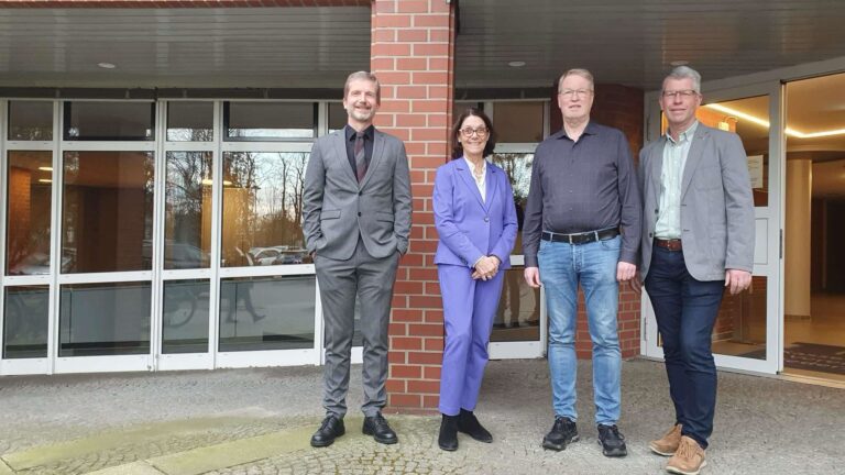 Dres. Grüner, Renneberg, Teckemeyer, PHK Schmitz