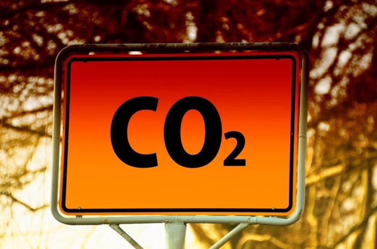 In vielen Städten stinkt es den Bewohnern, denn die CO₂-Belastung macht das Atmen manchmal schwer.