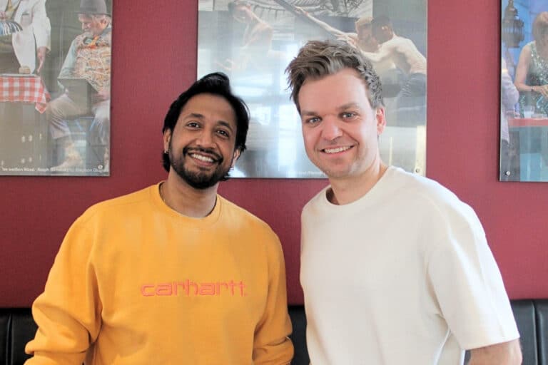 Vikrant Subramanian und Jannik Harneit sind ein eingespieltes Team. / Foto: Dominik Lapp in Innenstadt