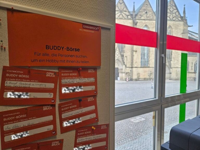 Die Buddy-Börse in der Stadtbibliothek Osnabrück. / Foto: Laura Hilgert in Altstadt