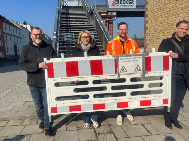 Somit ist die Humboldtbrücke wiedereröffnet. / Foto: Lilli Würdemann in Innenstadt