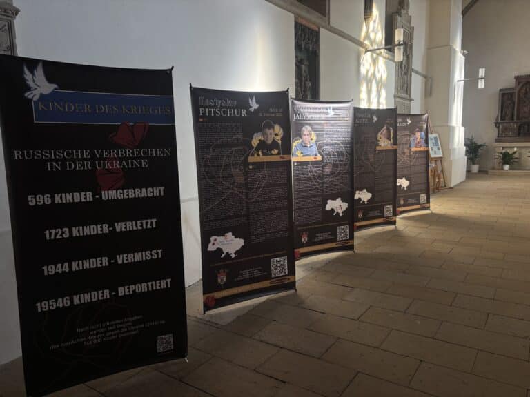Ausstellung "Verlorene Kinder" / Foto: Lilli Würdemann in Altstadt