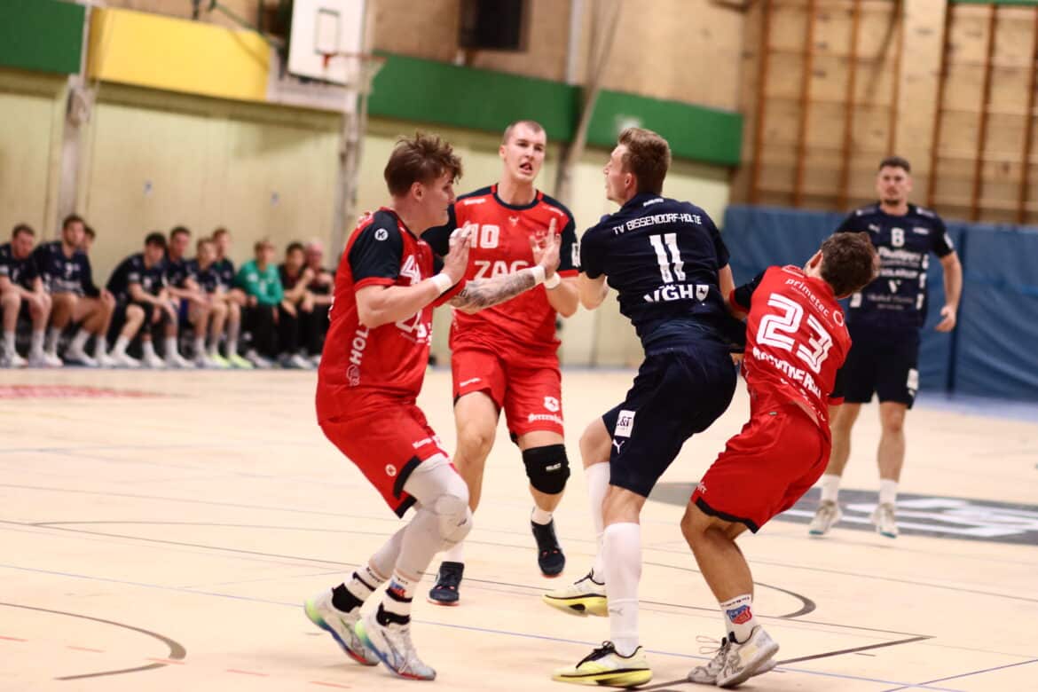 Drama in den Schlusssekunden: TVB-H unterliegt 35:34 nach sensationeller Leistung in Vinnhorst / Foto: Petra auf dem Kampe