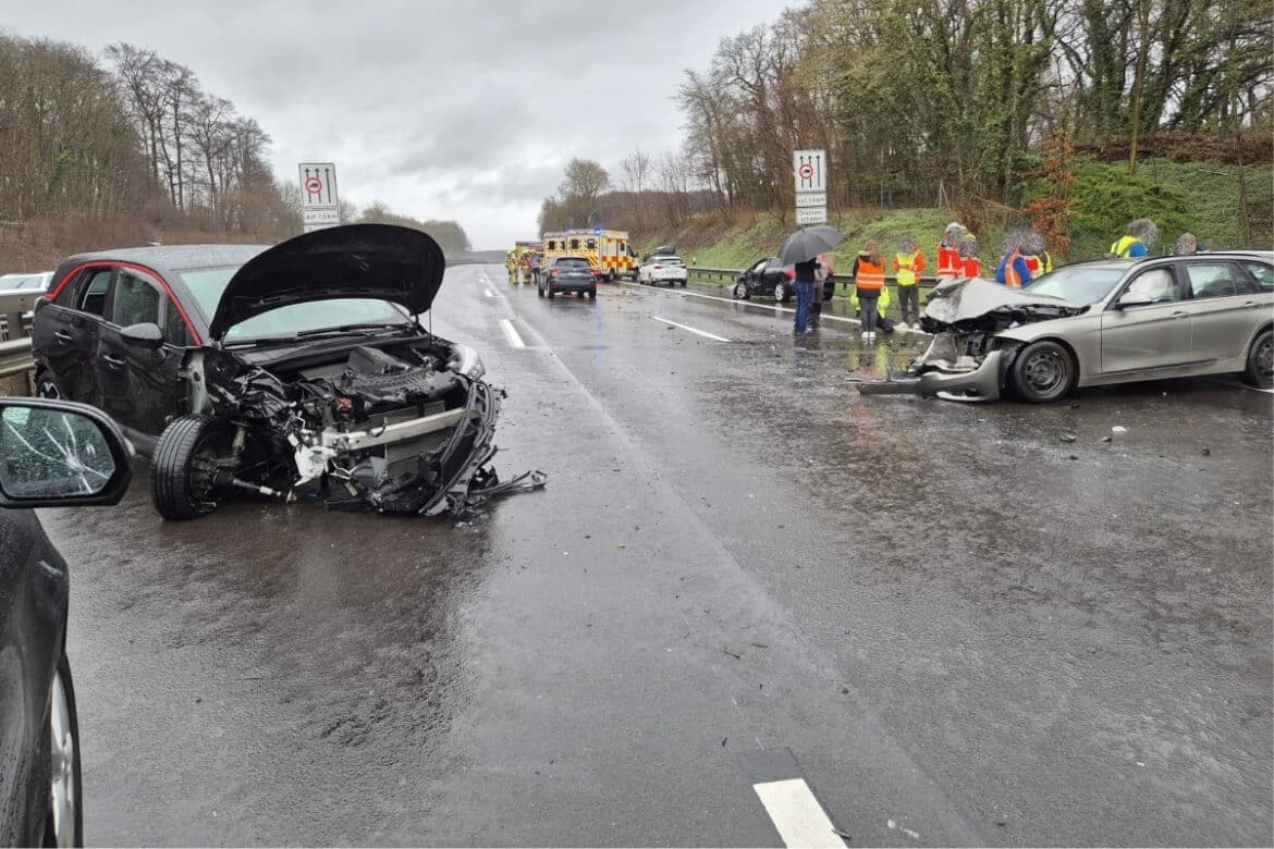 Massenkarambolage auf der A1. / Foto: Heiko Westermann