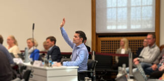 AfD Mitglied Alexander Garder im Stadtrat