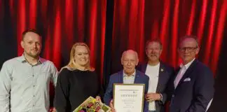 Nach der Ehrung des Posaunenchores: (von links) Michael Saffran, Jutta Dettmann, Gerhard Frenzel, Dirk Kath, Sandra Senftleben. Wilhelm Hunting und Matthias Hasselblatt. Foto: Stadt Melle