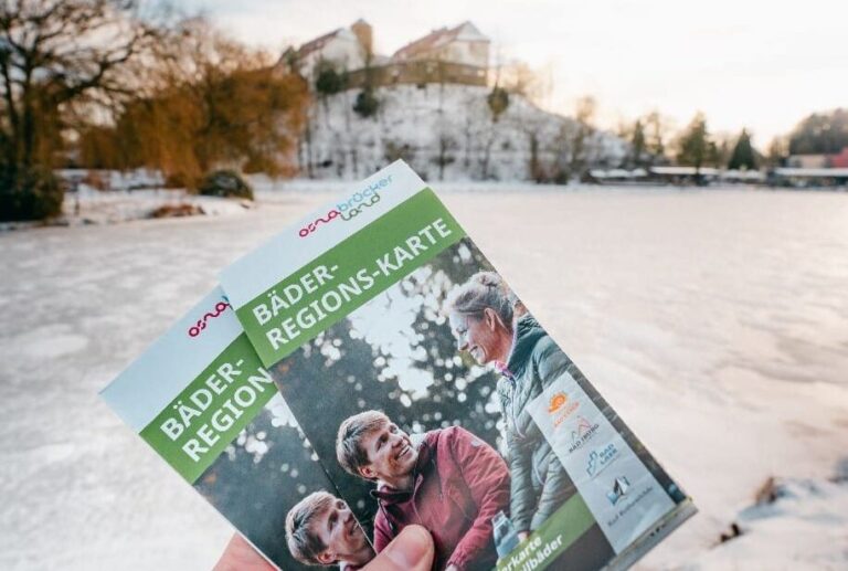 Bäder-Regionskarte vor dem Hintergrund von Schloss Iburg in Landkreis Osnabrück (Region)