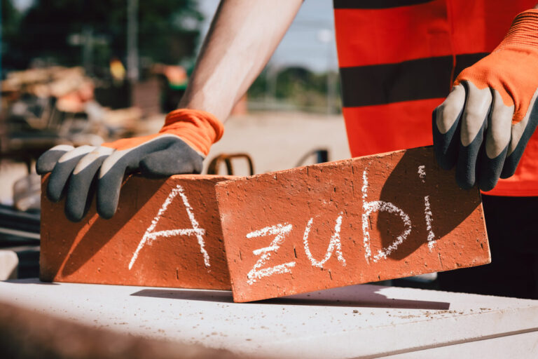 Symbolbild Bau-Azubi