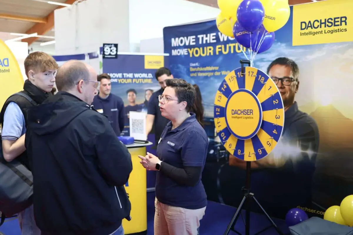 Viele Unternehmen sind zum Informieren da. / Foto: BARLAG