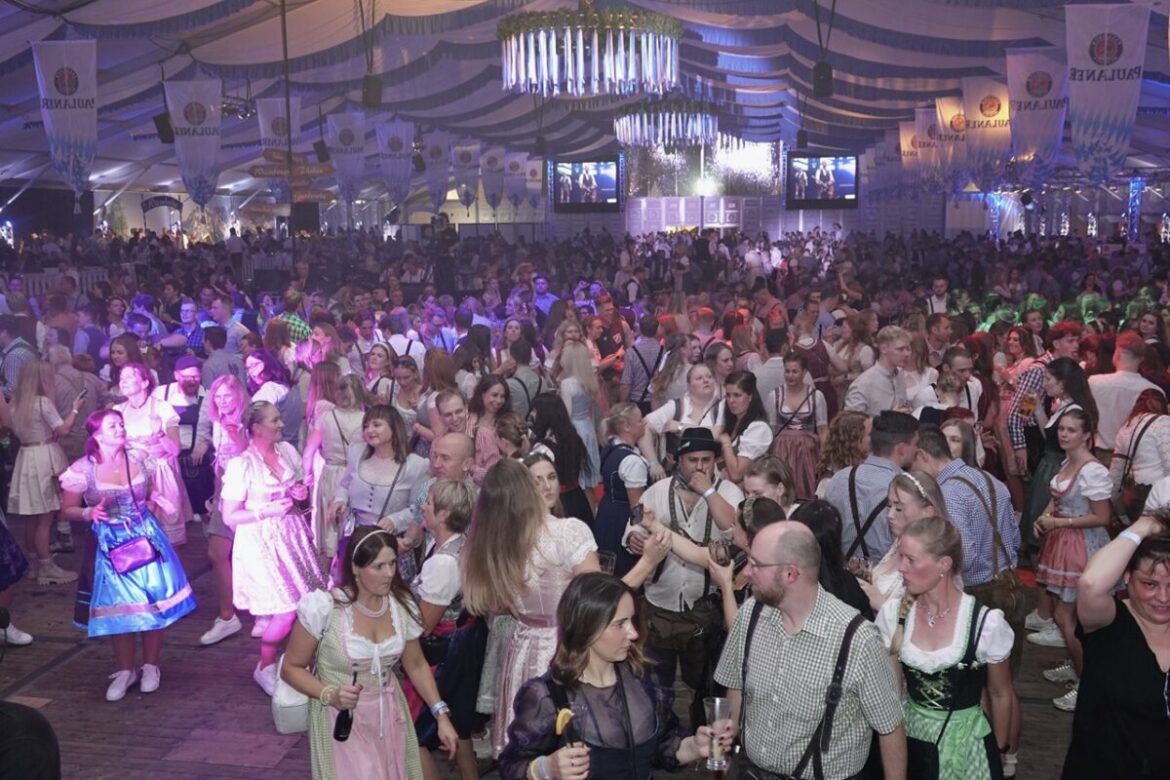 Oktoberfest Hollage