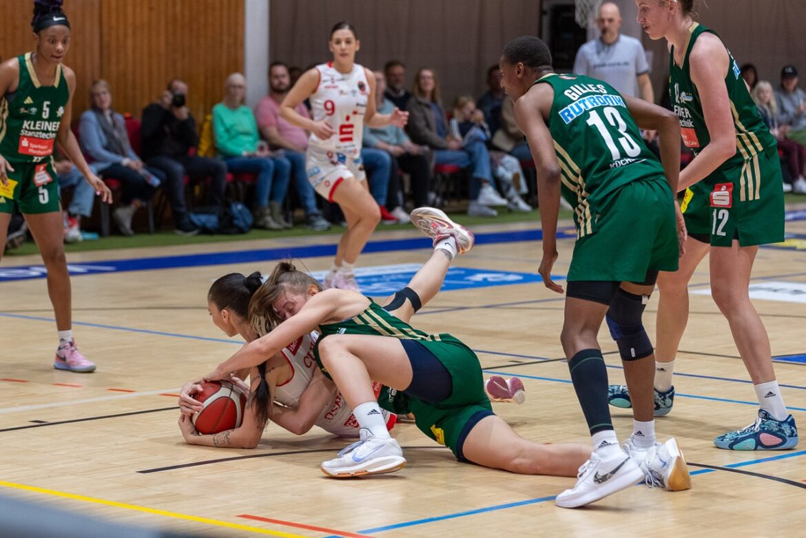 GiroLive-Panthers Osnabrück vs. Rutronik Stars Keltern / Foto: Alexander Reinhard