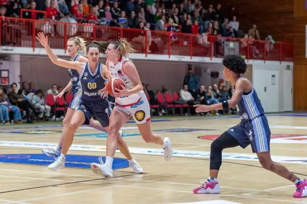 GiroLive-Panthers Osnabrück - ALBA Berlin / Foto: Alexander Reinhard