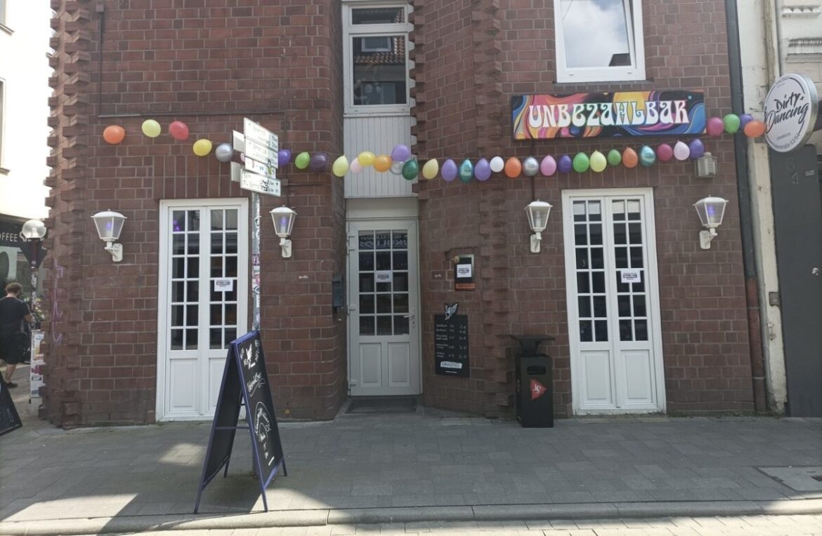 Eröffnung der UnBeZahlBar